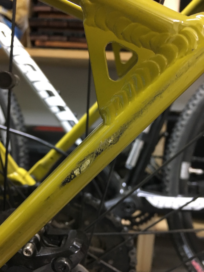 charger gx touring rear rack scratch from bags