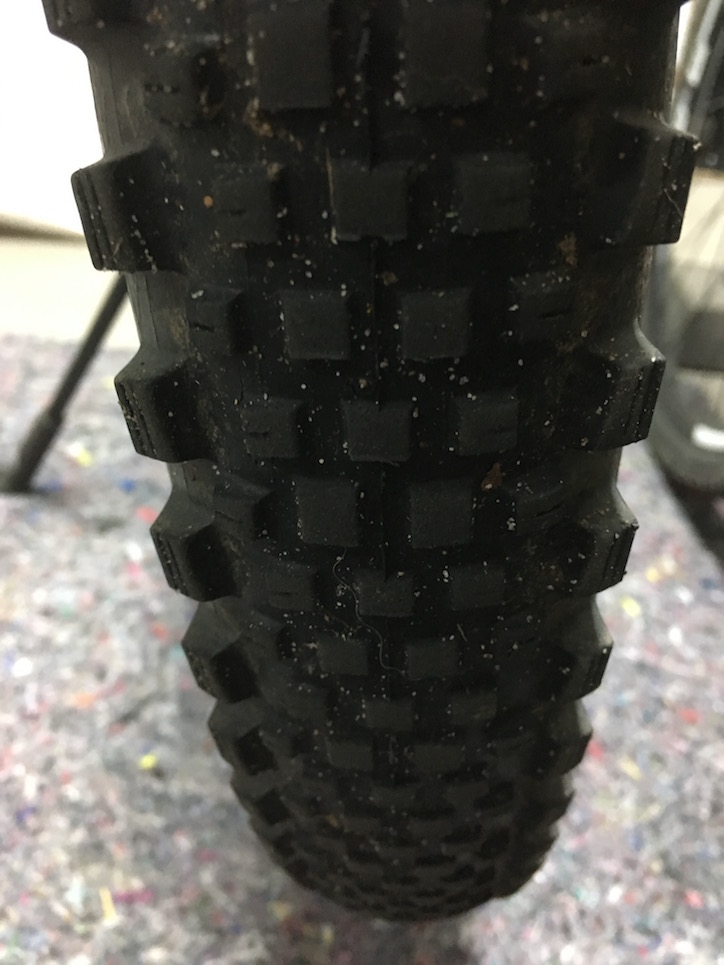 rear tire 3000km
